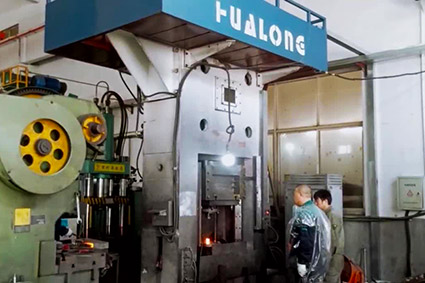 伺服螺旋壓力機 伺服螺旋壓力機